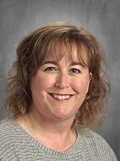  Molly Schuster headshot